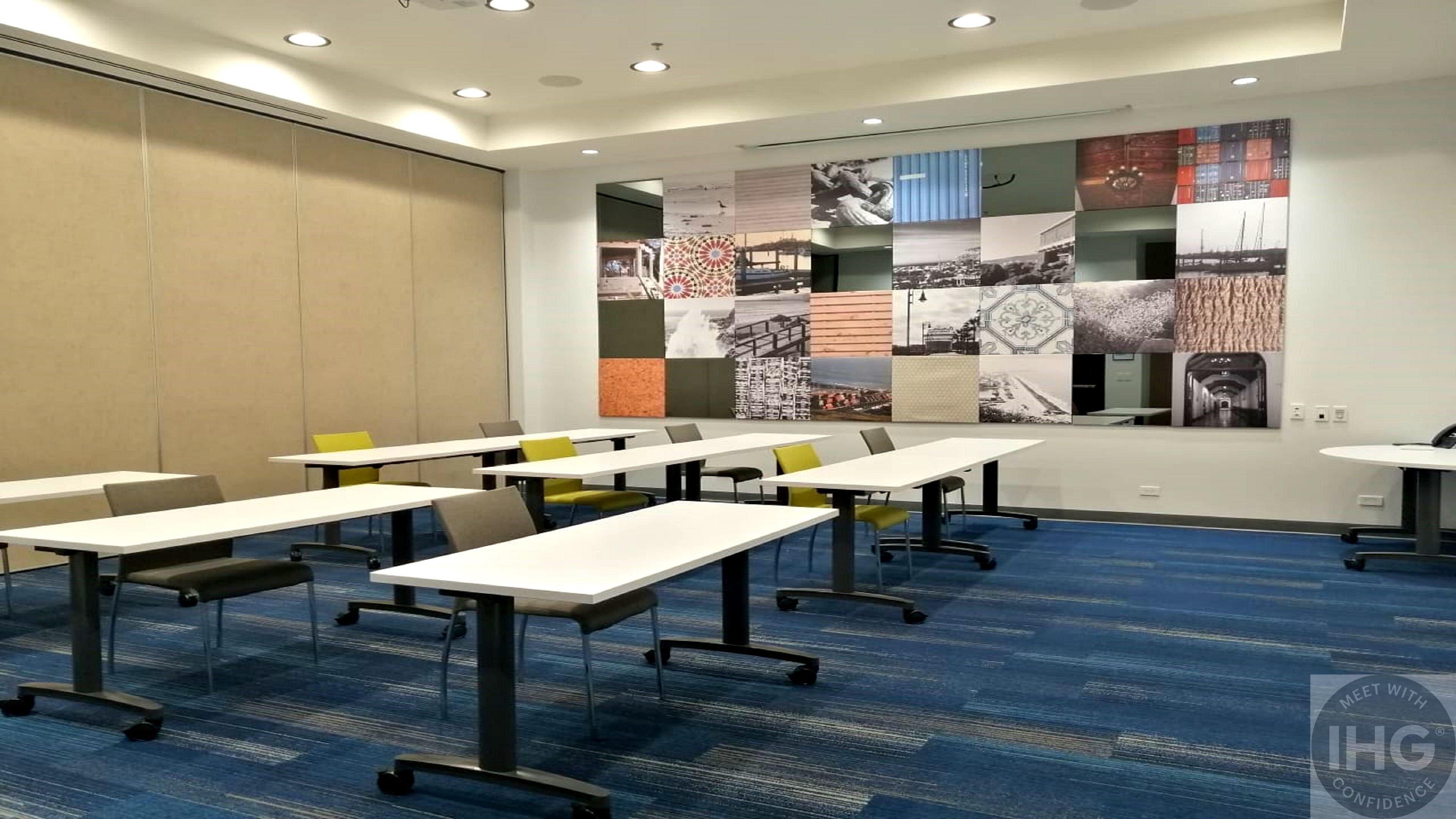 Holiday Inn Express & Suites - Ensenada Centro By Ihg Exteriör bild