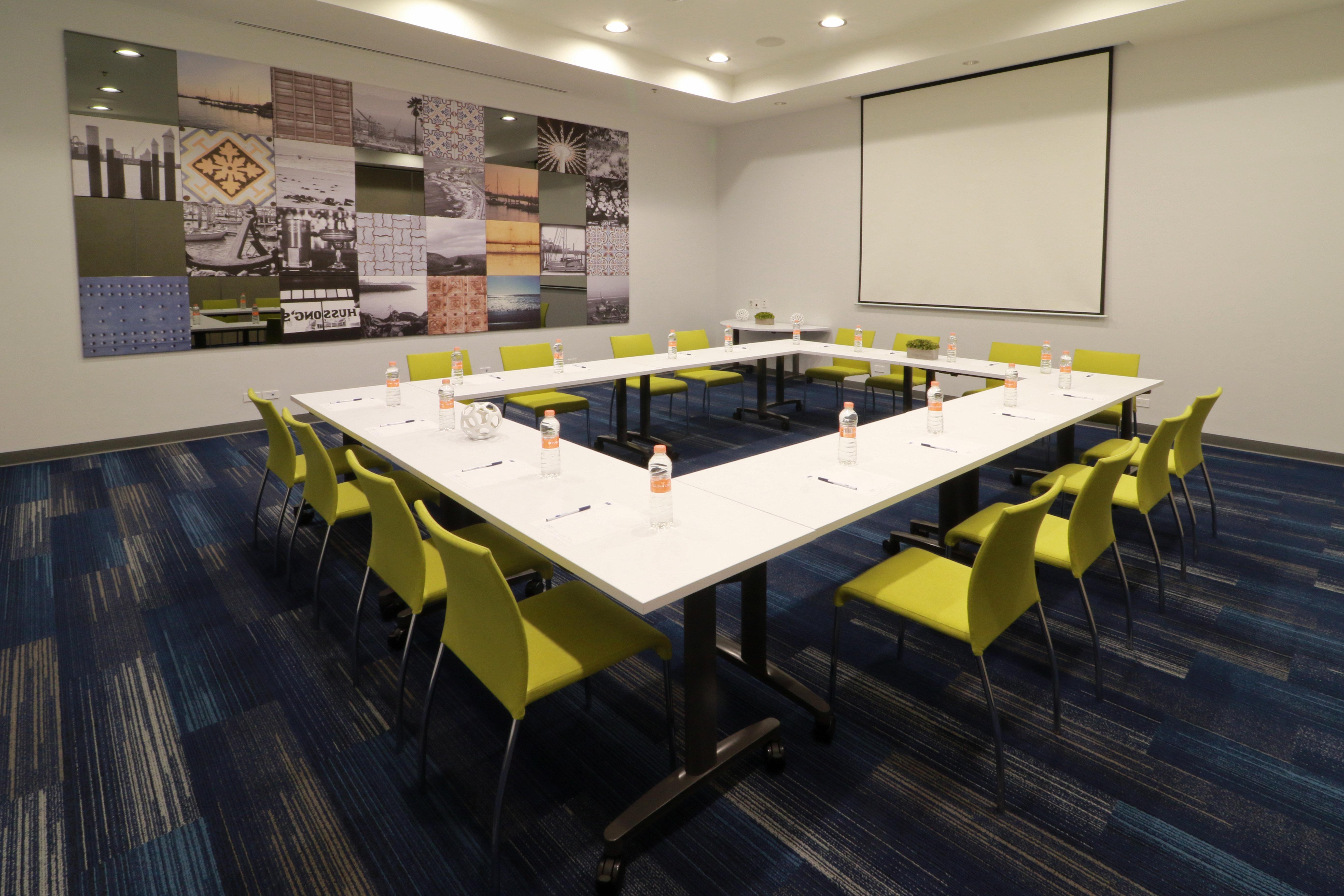 Holiday Inn Express & Suites - Ensenada Centro By Ihg Exteriör bild