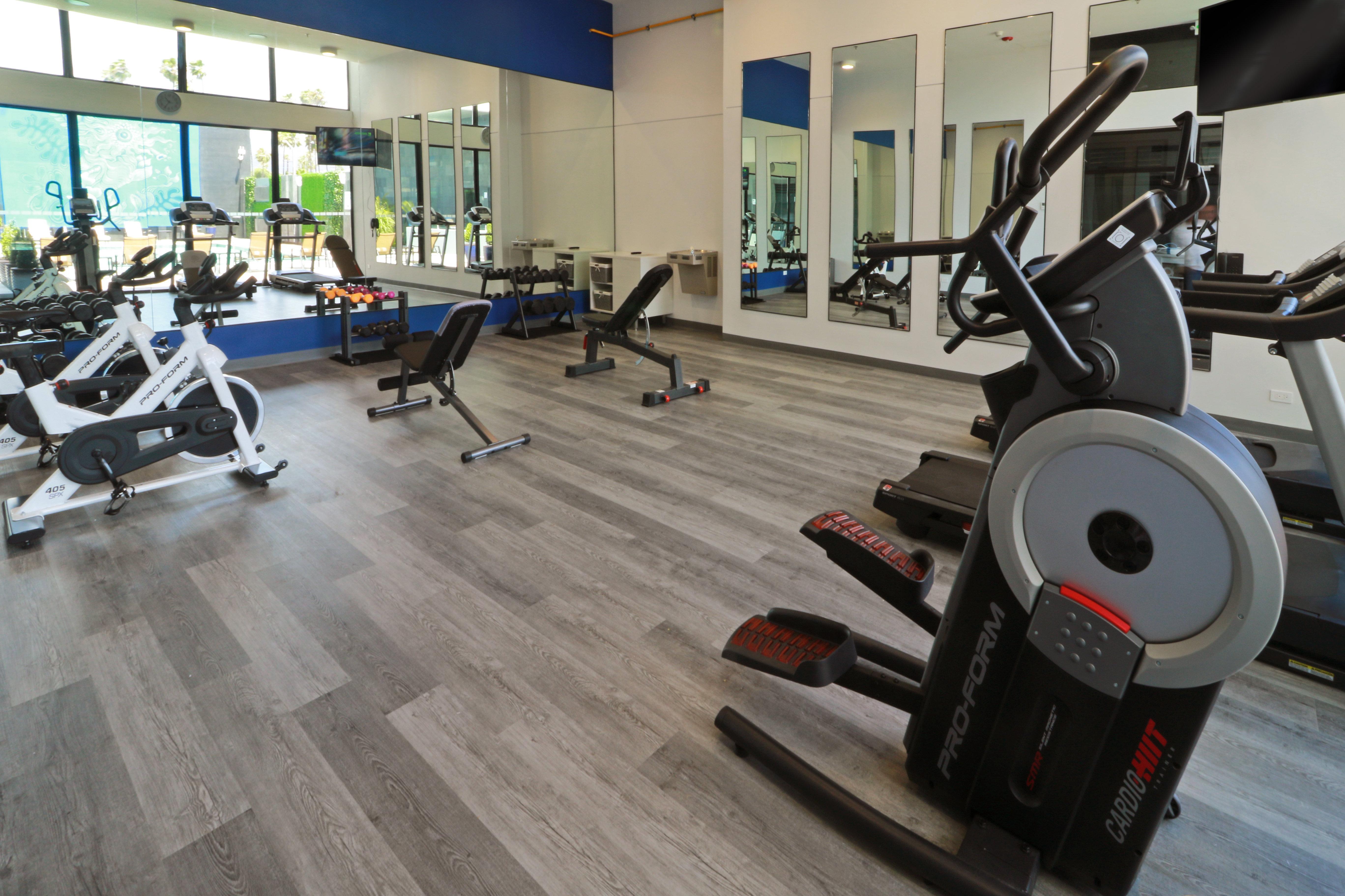 Holiday Inn Express & Suites - Ensenada Centro By Ihg Exteriör bild
