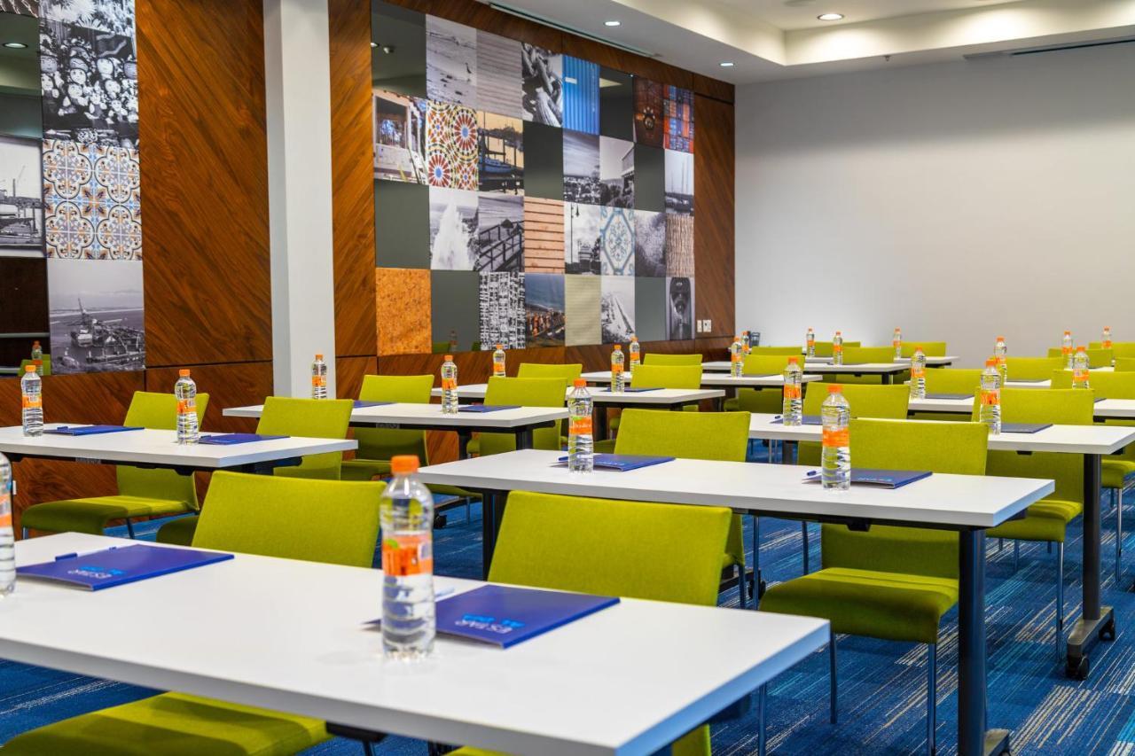 Holiday Inn Express & Suites - Ensenada Centro By Ihg Exteriör bild