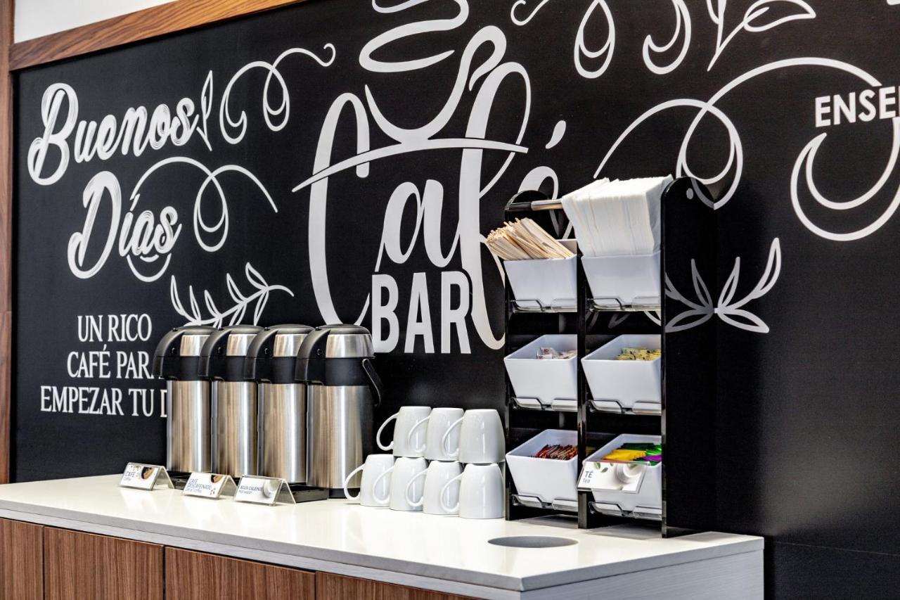 Holiday Inn Express & Suites - Ensenada Centro By Ihg Exteriör bild