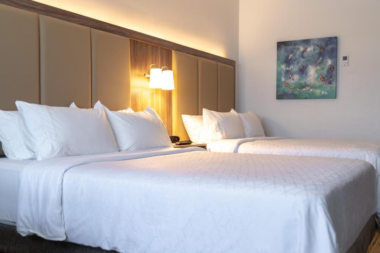Holiday Inn Express & Suites - Ensenada Centro By Ihg Exteriör bild