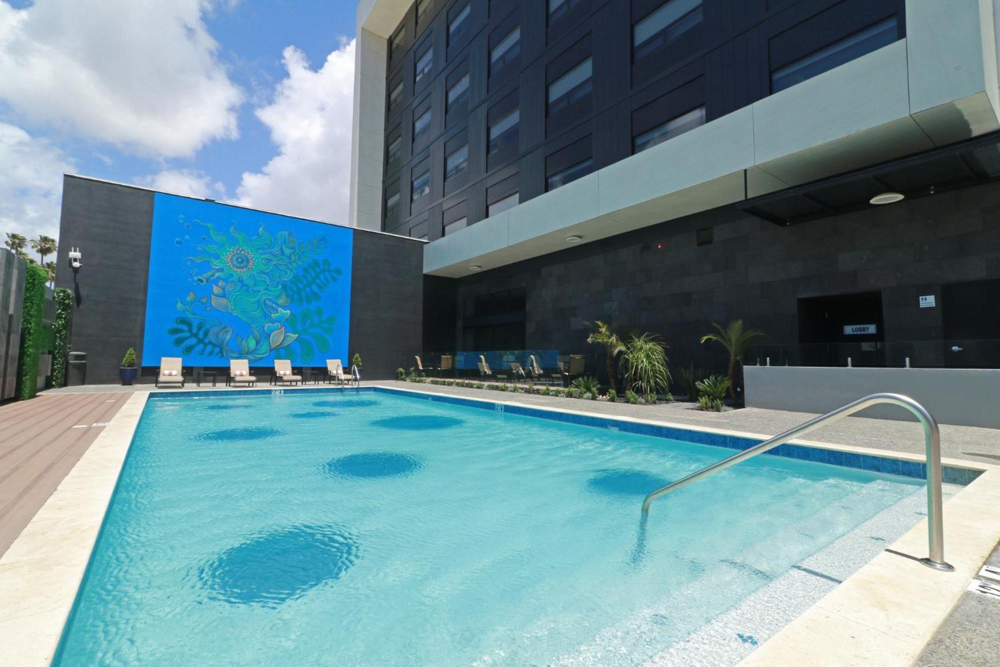 Holiday Inn Express & Suites - Ensenada Centro By Ihg Exteriör bild